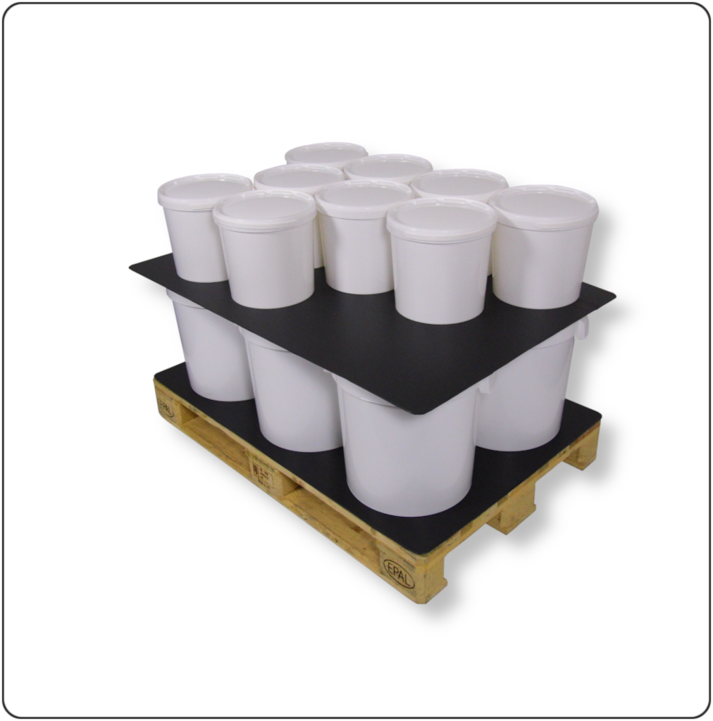 Kunststoff-Zwischenlage aus Hohlkammerplatte – stabile und wiederverwendbare Trennlage für Paletten, Stapelgüter und Verpackungssysteme. Sorgt für sichere Ebenentrennung, Stapelstabilität und sauberen Warentransport in Lager und Logistik.