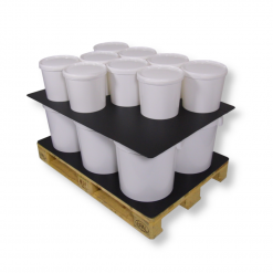 Kunststoff-Zwischenlage aus Hohlkammerplatte – stabile und wiederverwendbare Trennlage für Paletten, Stapelgüter und Verpackungssysteme. Sorgt für sichere Ebenentrennung, Stapelstabilität und sauberen Warentransport in Lager und Logistik.