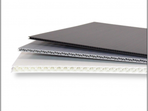kunststoff-zwischenlagen-platten-plastic-pallet-layer-pads-sheets-interlayers-separador-tipo-plastico-embalar-intercalaires-plastique-pour-pallet-kunststof-scheidingsplaten-pallets