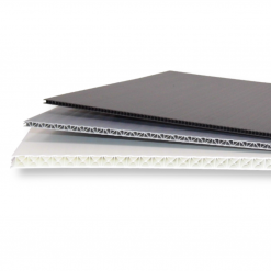 Kunststoff-Hohlkammerplatte – vielseitige Mehrweg-Lösung für Lager, Logistik und Verpackung. Verwendbar als Palettenauflage, Palettenzwischenlage, Kunststoffdeckel oder gestanzte Gefache für KLT-, GLT- und Eurobehälter. Ideal zur Unterteilung, Stabilisierung und als Ersatz für Kartonverpackungen in Mehrweg- und Sonderbehältern.