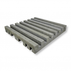 Maßgefertigte Kunststoffpalette – kundenspezifische Schwerlast-Sonderpalette für Transport, Lagerung und Logistik, individuell nach Kundenvorgabe gefertigt für Mehrwegverpackungssysteme.